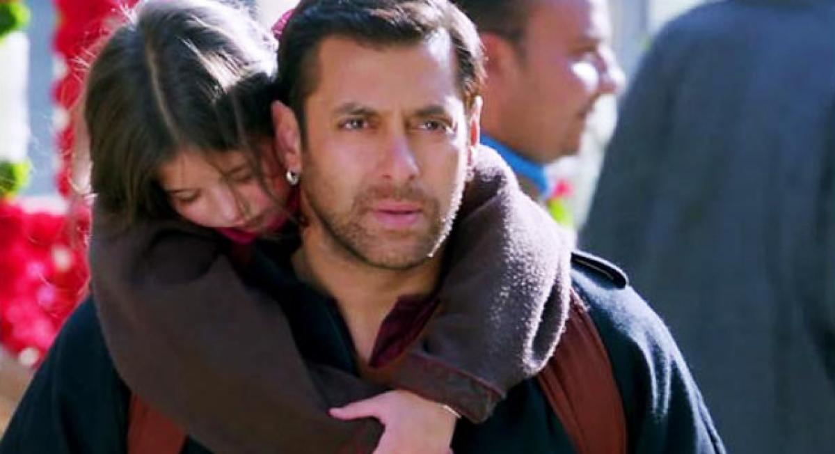 Bhajrangi Bhaijaan gets legal notice for Bhar Do Jholi track