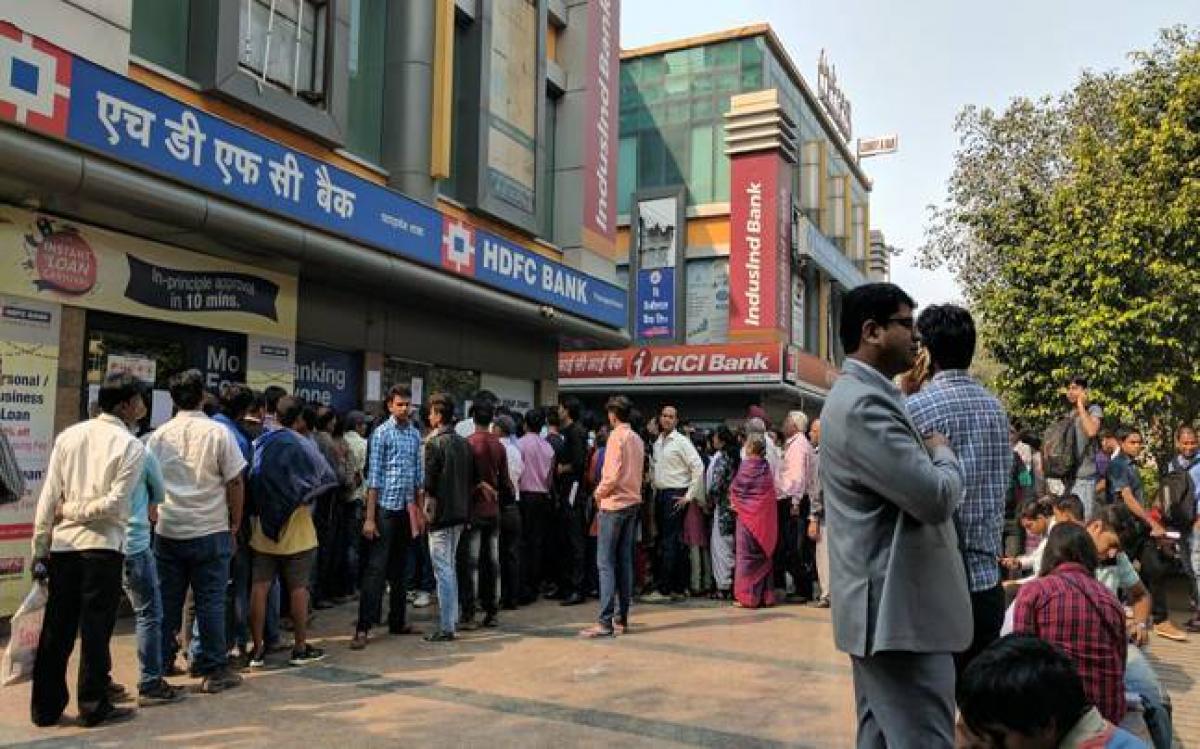 Banks to charge Rs 150 after 4 free cash transactions a month