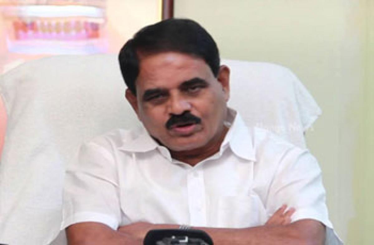 Palle hits out at Rahul, Congress leaders