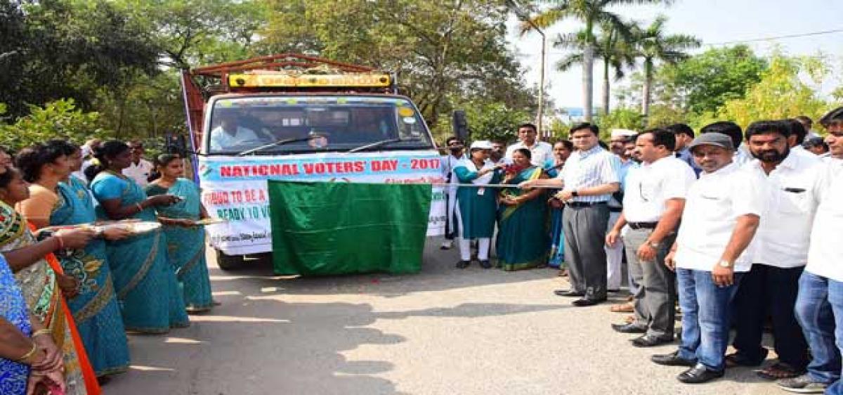 Voter enrollment campaign vehicle flagged off in Karimnagar