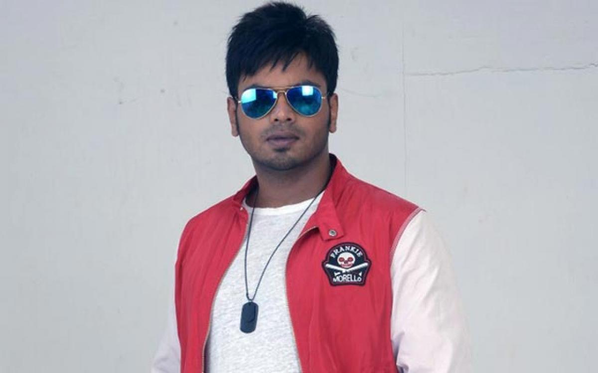 Manoj to play a lover boy