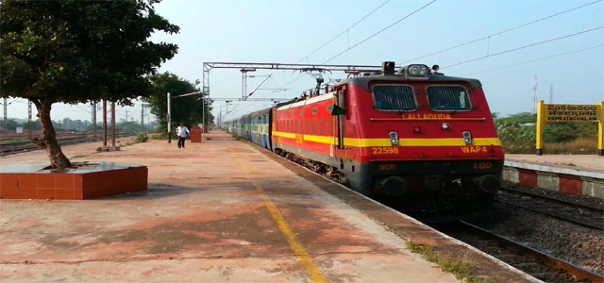 Technical snag delays Krishna express