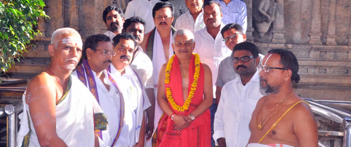 Ramachandru Tejawath visits Bhadradri