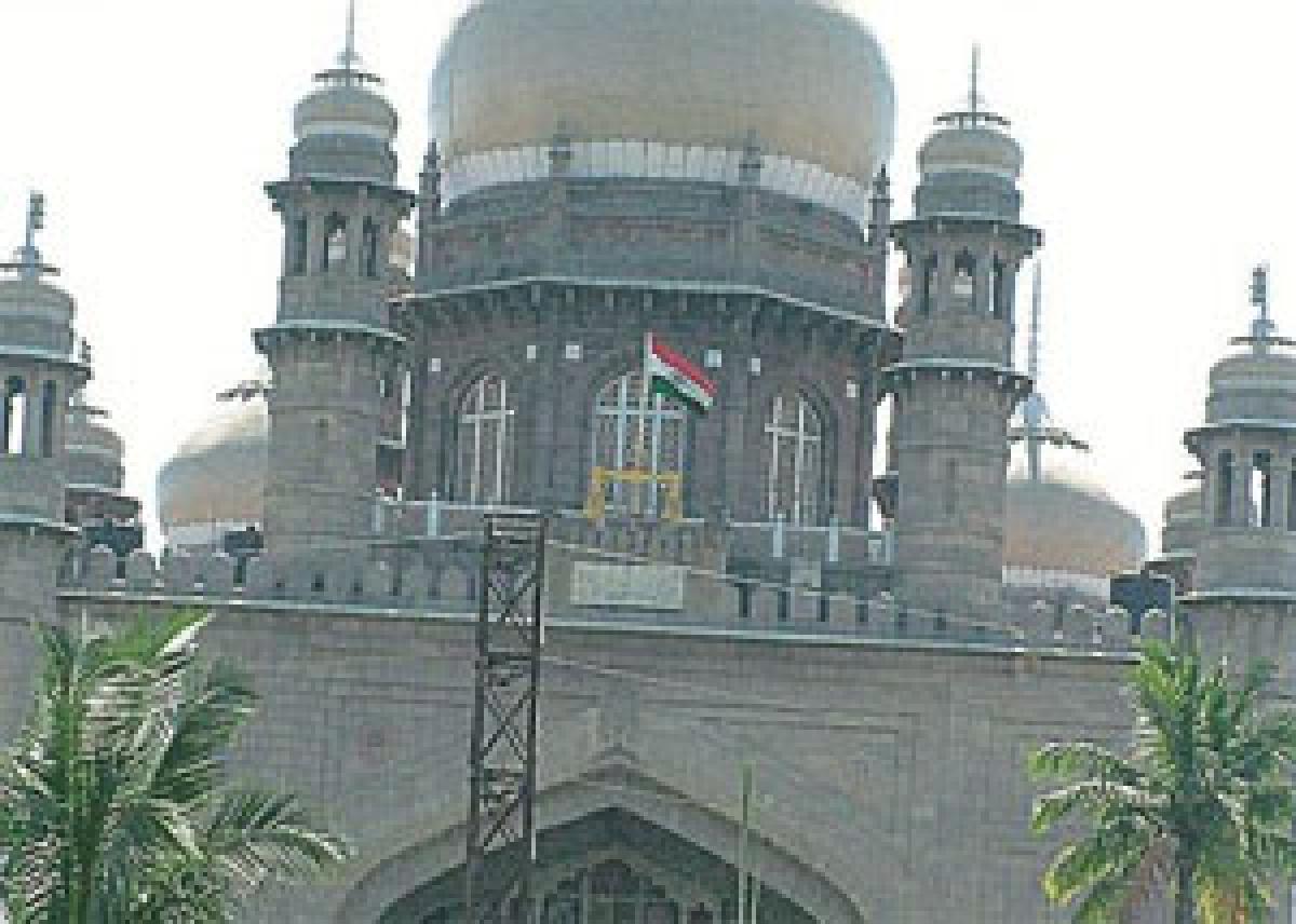 HC to decide on status of Wakf Board official