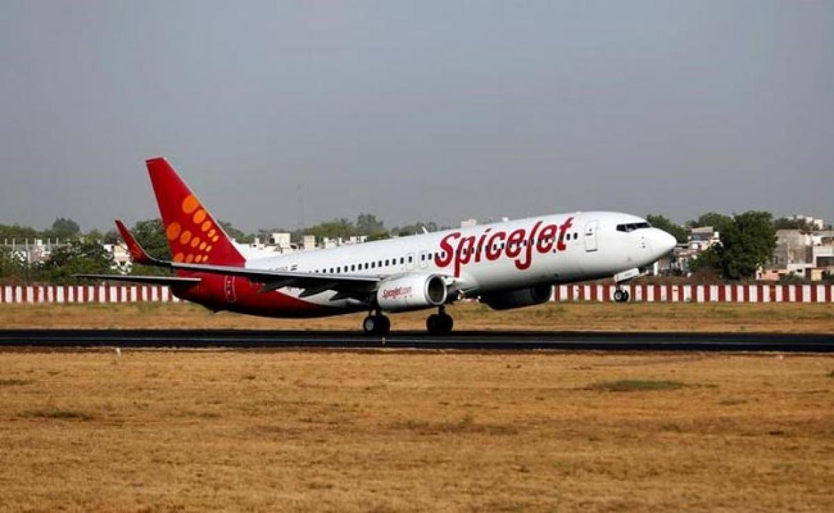 SpiceJets Net Profit Falls 43% In Q4 FY17