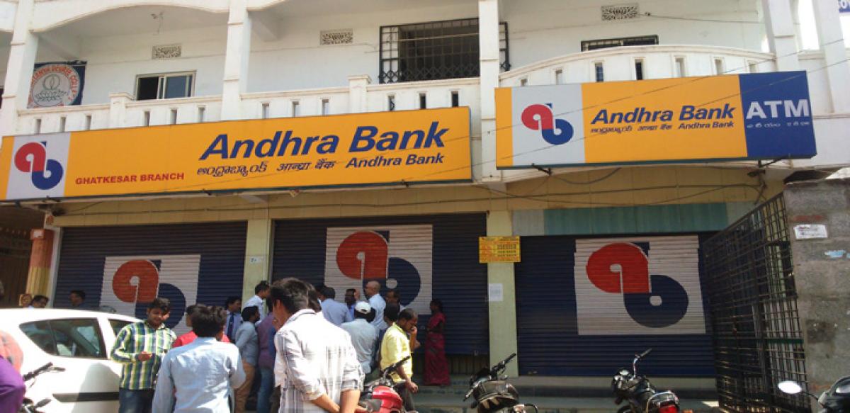 70 tolas gold stolen from Andhra Bank