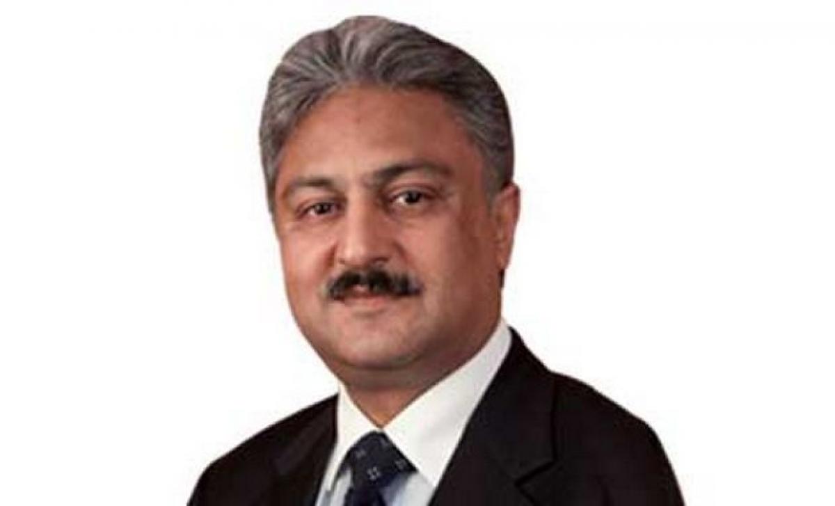 Sanjay Kapoor steps down as Chairman of Micromax