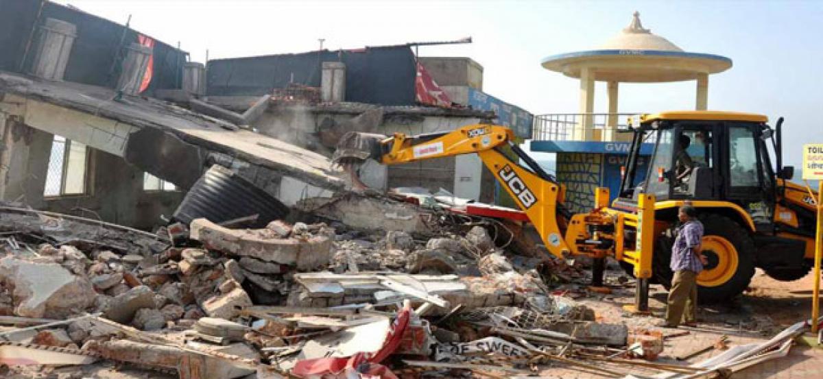 Vizagites sore over Sukh Sagar demolition