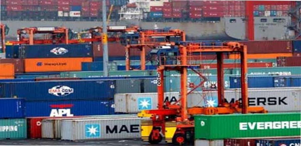 Exports of top 5 sectors dip 25% in Aug
