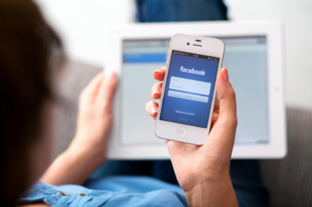 Lack of sleep may lead to compulsive Facebook use: Study