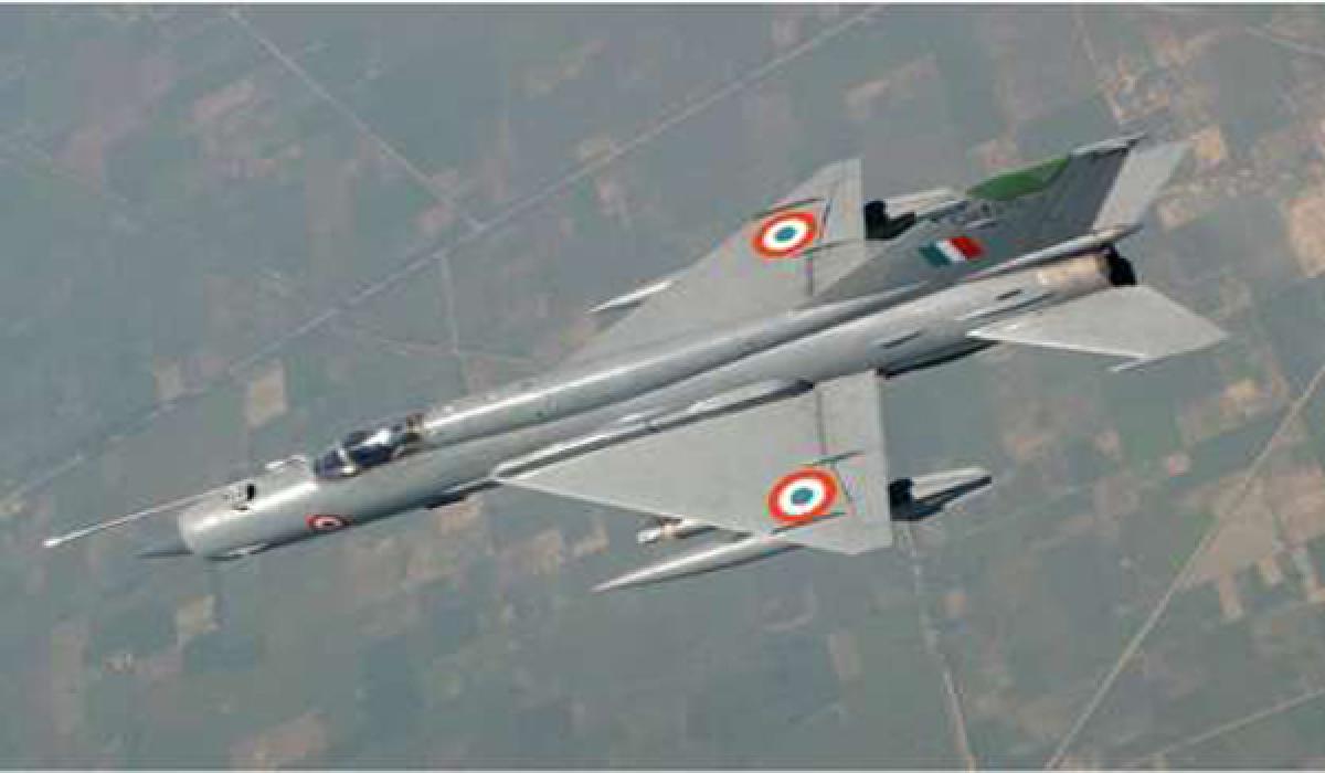 IAF Mig-21 Aircraft crashed in Rajasthan, Pilot Ejected Safely