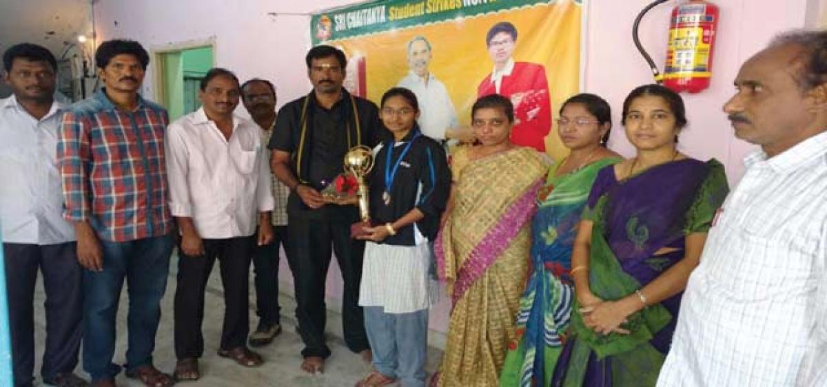 Vijayawada girl Anusha Reddy wins SGF Table Tennis gold