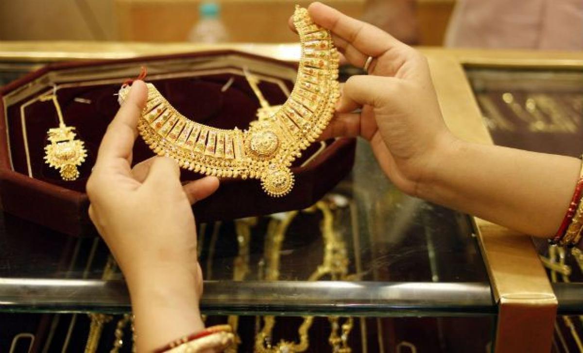 Drought dents India gold demand; prices still appealing