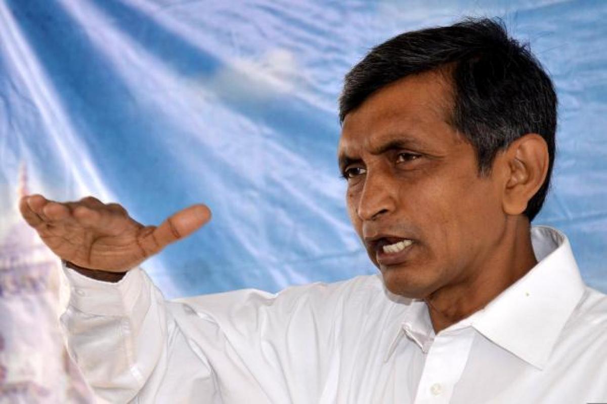 Lok Satta leader slams Chandrababu over Amaravati publicity