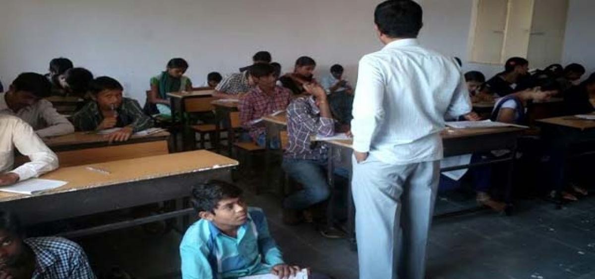 Errors in Hindi question paper confuse SSC students