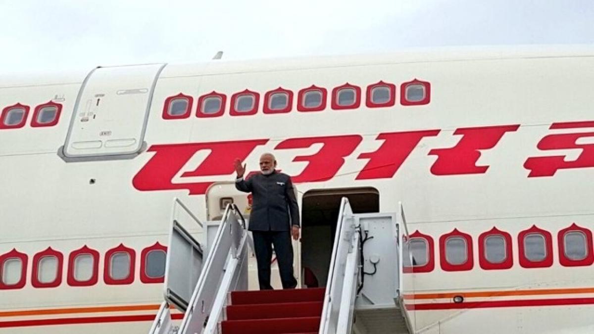 PM Modis flight including 27 others diverted due to bad weather in Delhi