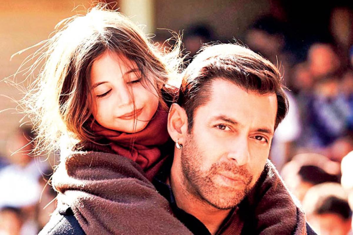 Salman Khan starrer Bajrangi Bhaijaan zooms past Rs.100 crore