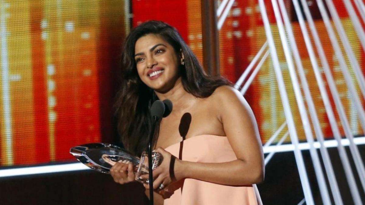 Priyanka Chopra scores a consecutive win at Peoples Choice Awards