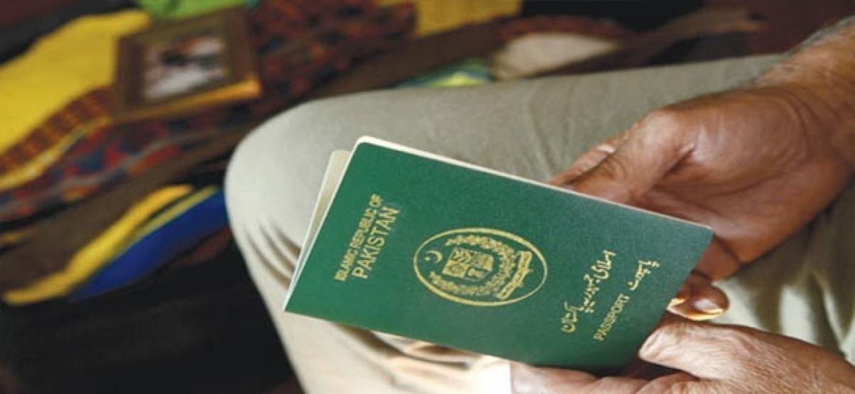 Dubai ends 90-day visit visa for Pakistanis, Filipinos