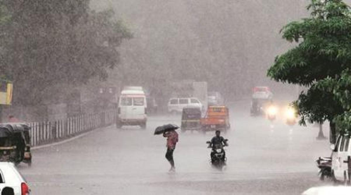 Flood alert issued in UP after Nepal hit with rains