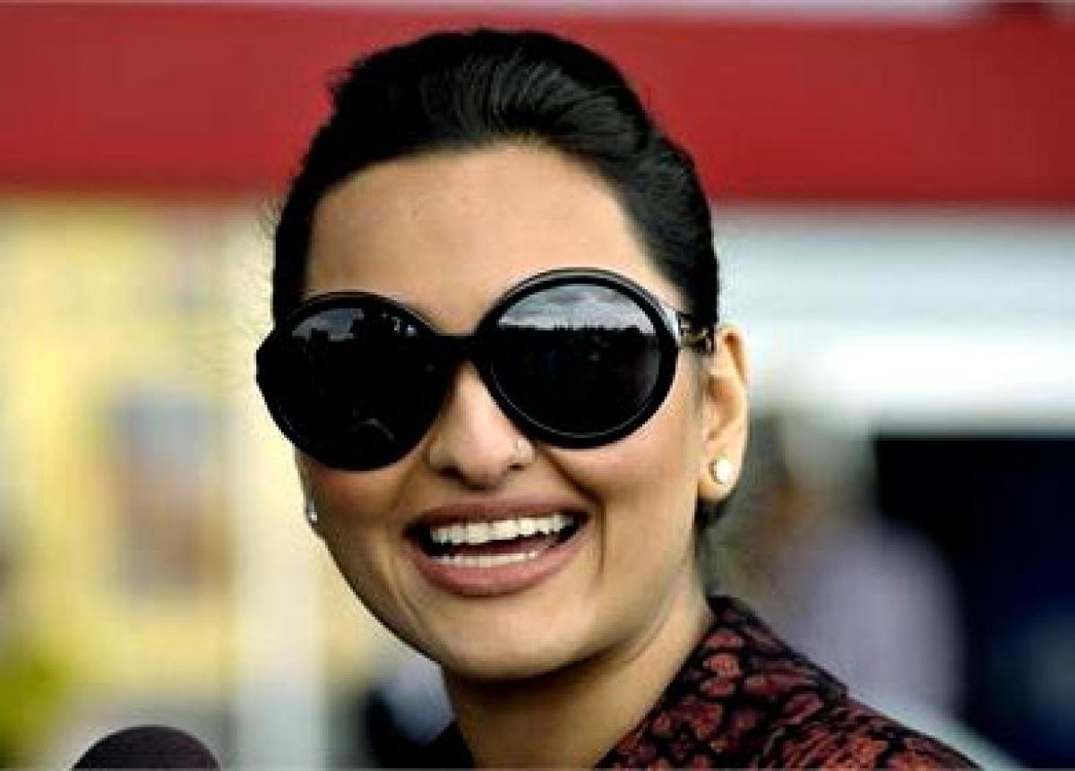 Sonakshi Sinha returns to Twitter to dish update on `Haseena`