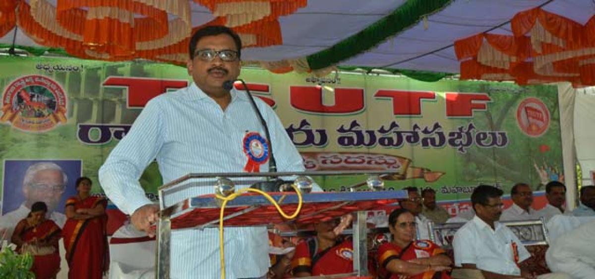 Chakrapani calls upon teachers to be pro-active