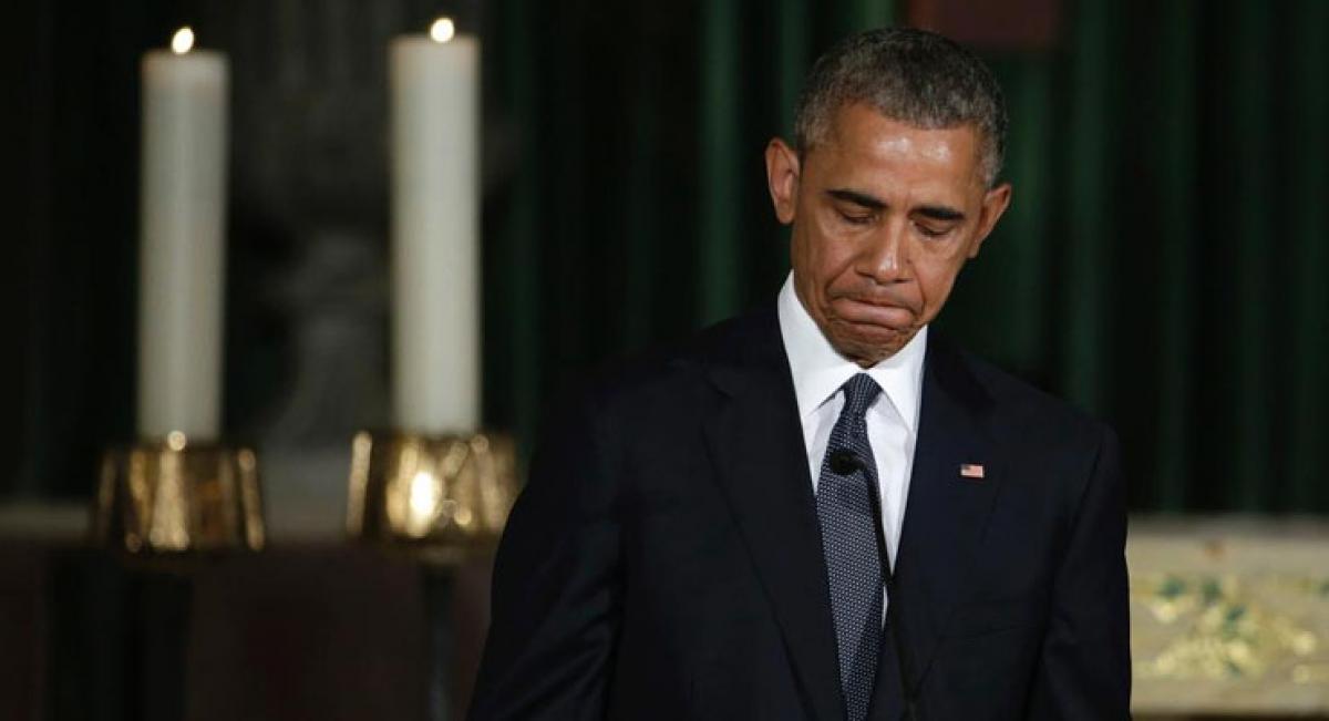 Obama gives touching speech at funeral of Bidens son