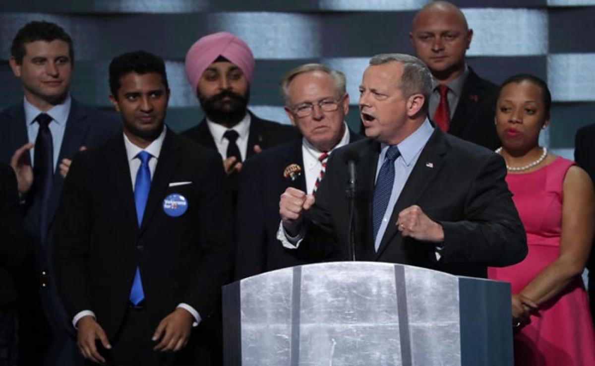 At Hillarys democratic party convention, Indian American Sikh stands out in pink turban