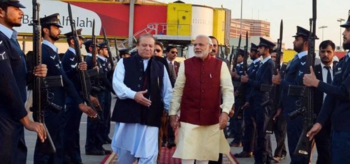 Modis Lahore visit the showstopper of Indian foreign initiatives in 2015