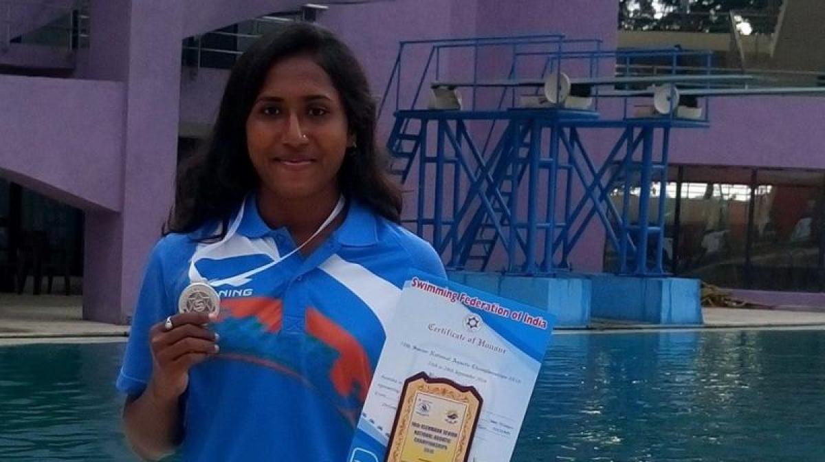 23-year-old national level swimmer commits suicide in Mumbai