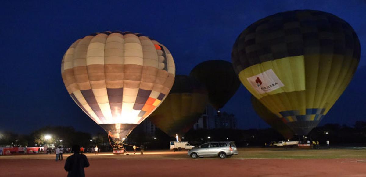 Hot air balloon safari kick starts in Hyderabad