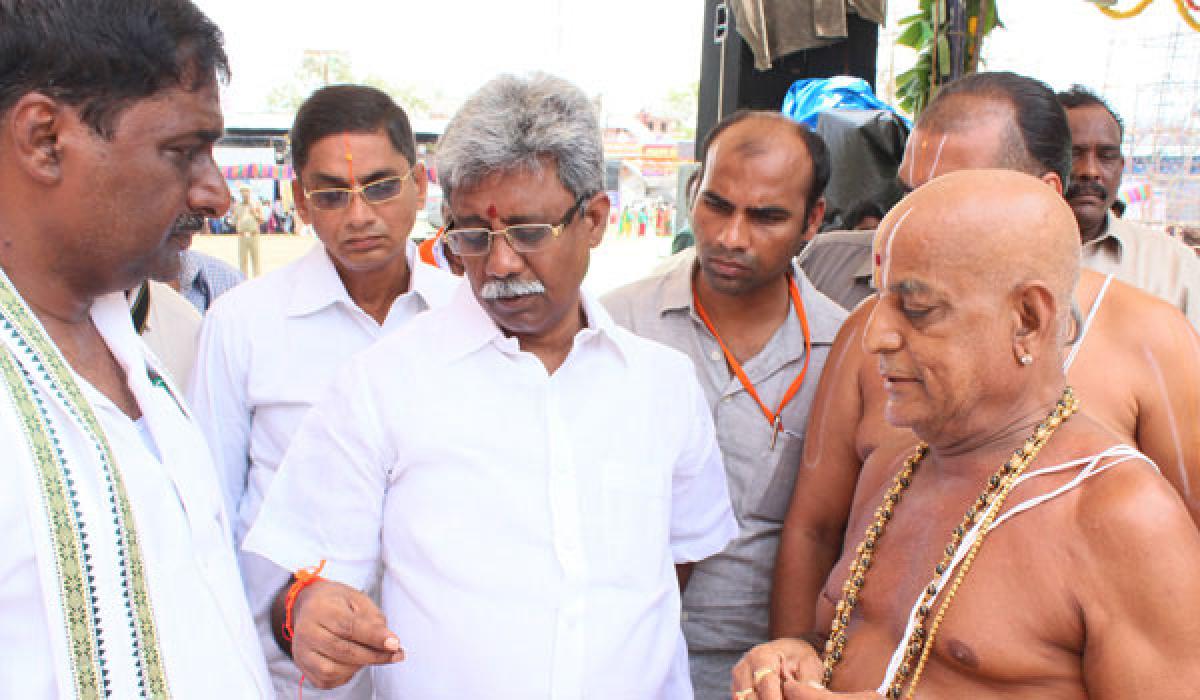 Govt Assures Support to development of Temples in Nellore :P Manikyala Rao