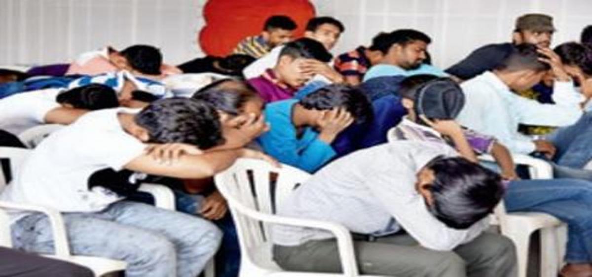 222 minors held for driving two wheelers