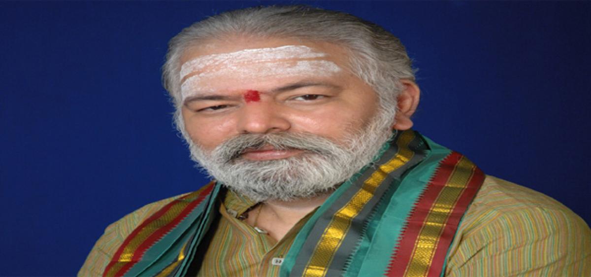 Astrologer holding Mruthunjaya Homam for Jaya’s recover