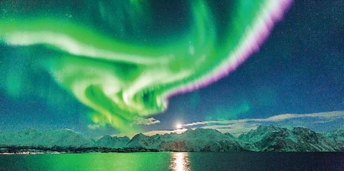 Dazzling image of northern lights