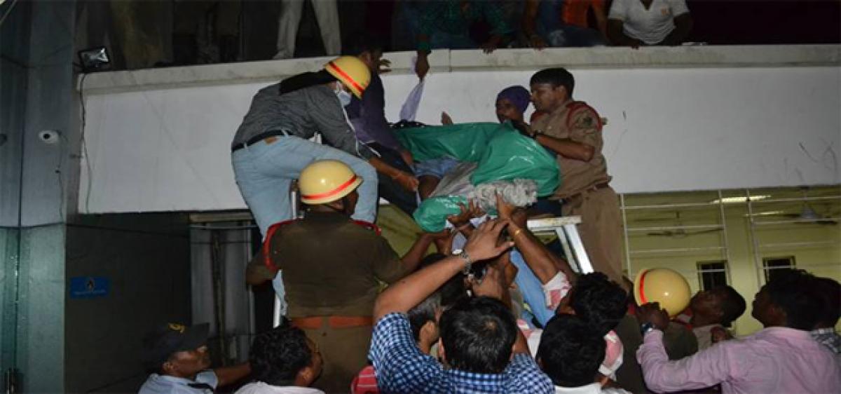 Hospital fire kills 22 in Odisha