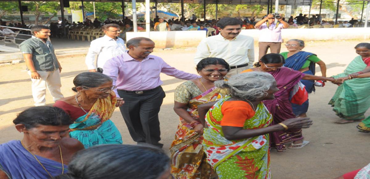 Elderly women turn pro active in sports