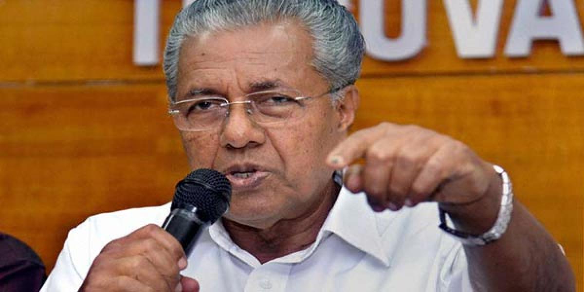 Kerala CM to sort out media and Lawyers impasse 