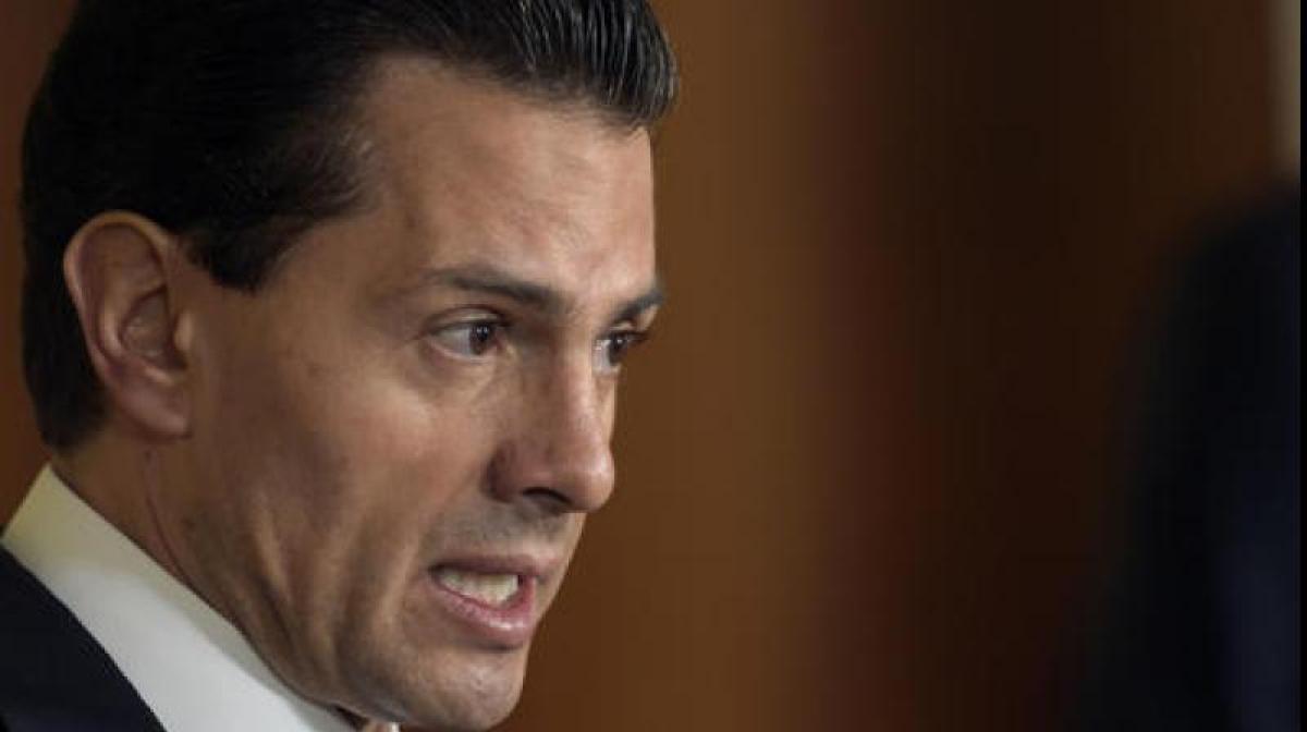 Mexico president rejects Trump decision to build border wall, may scrap US trip