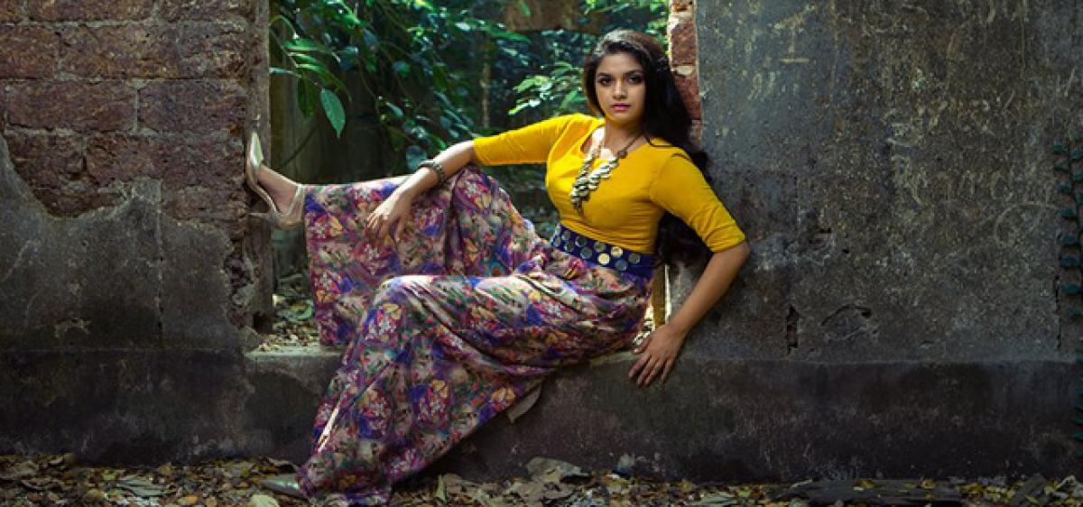 Keerthy turns college-goer