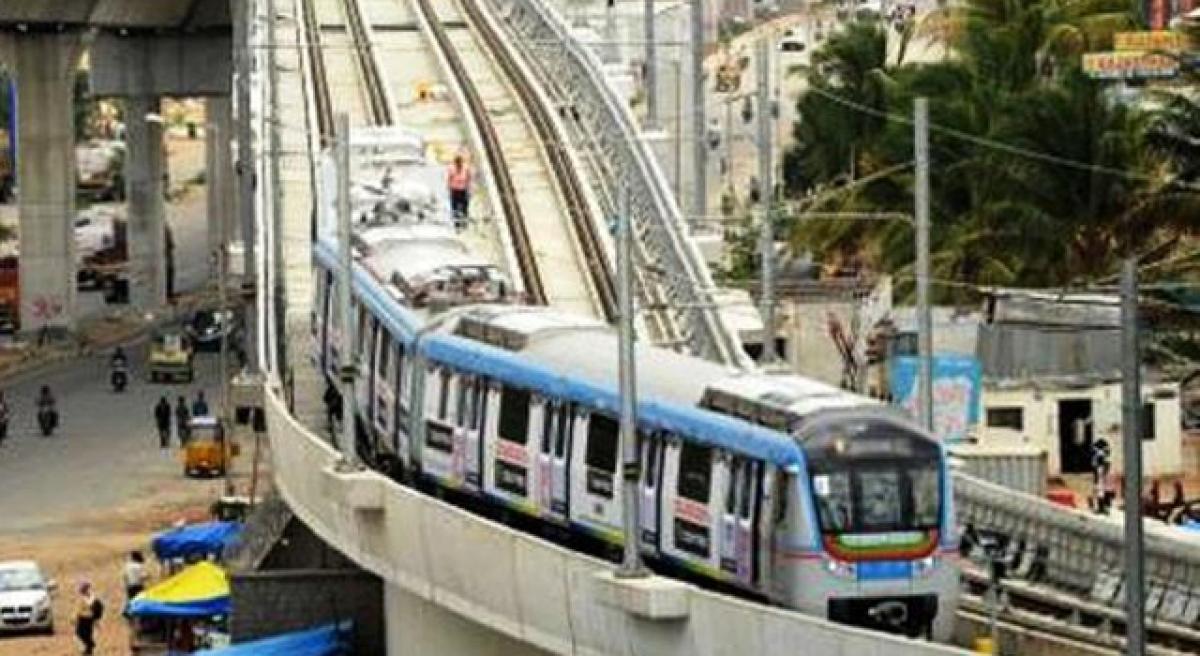 Hyderabad Metro Rail bags Skoch Platinum Award