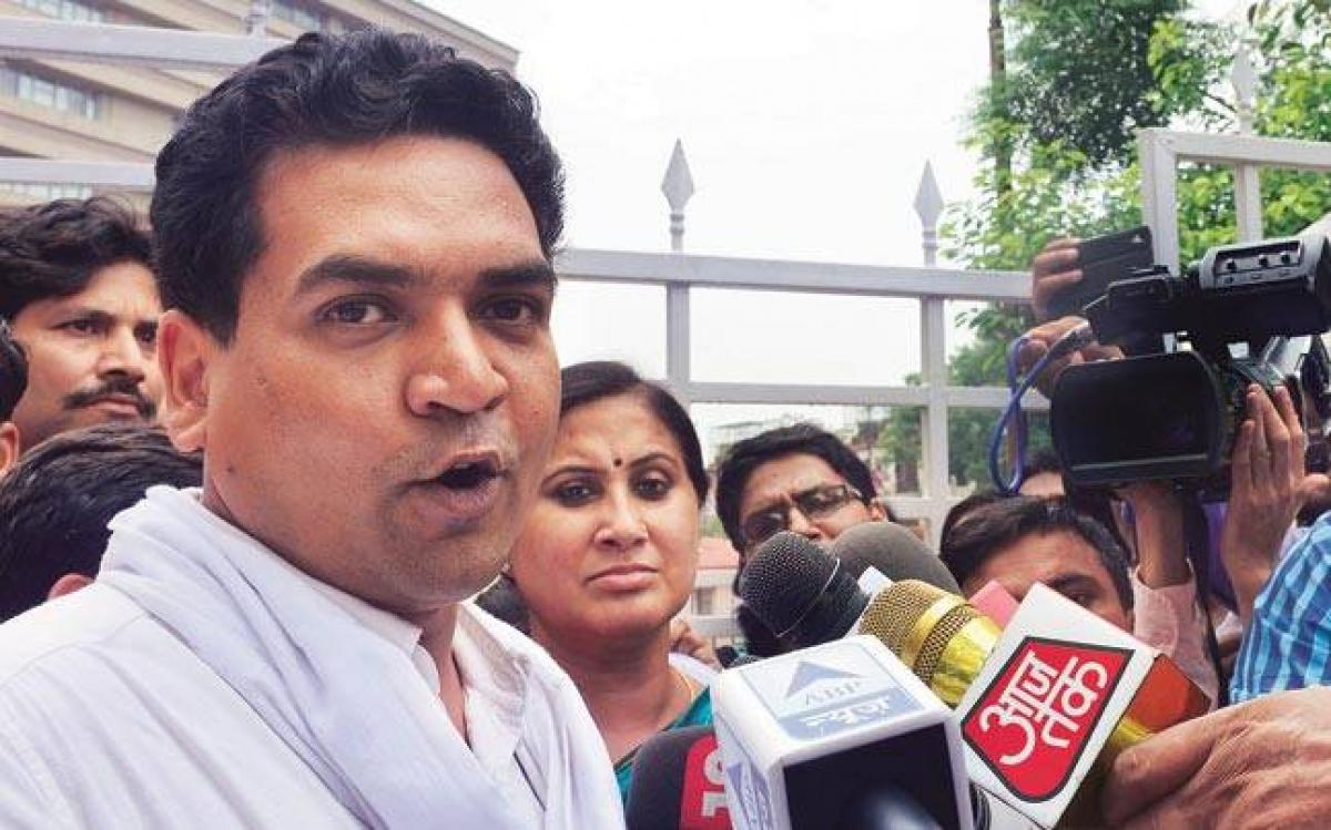 Kapil Mishra questioned by ACB in Rs 400 crore tanker scam