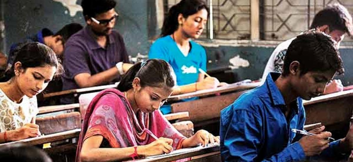 92.1 pass percentage in Higher Secondary Examinations in TN