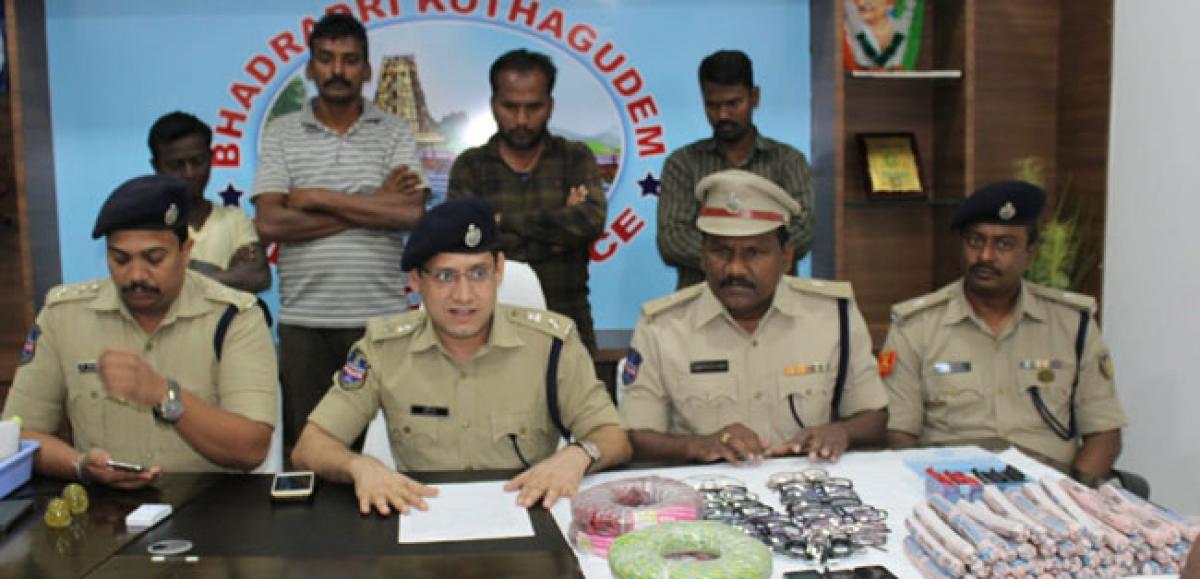 4 Maoist couriers arrested