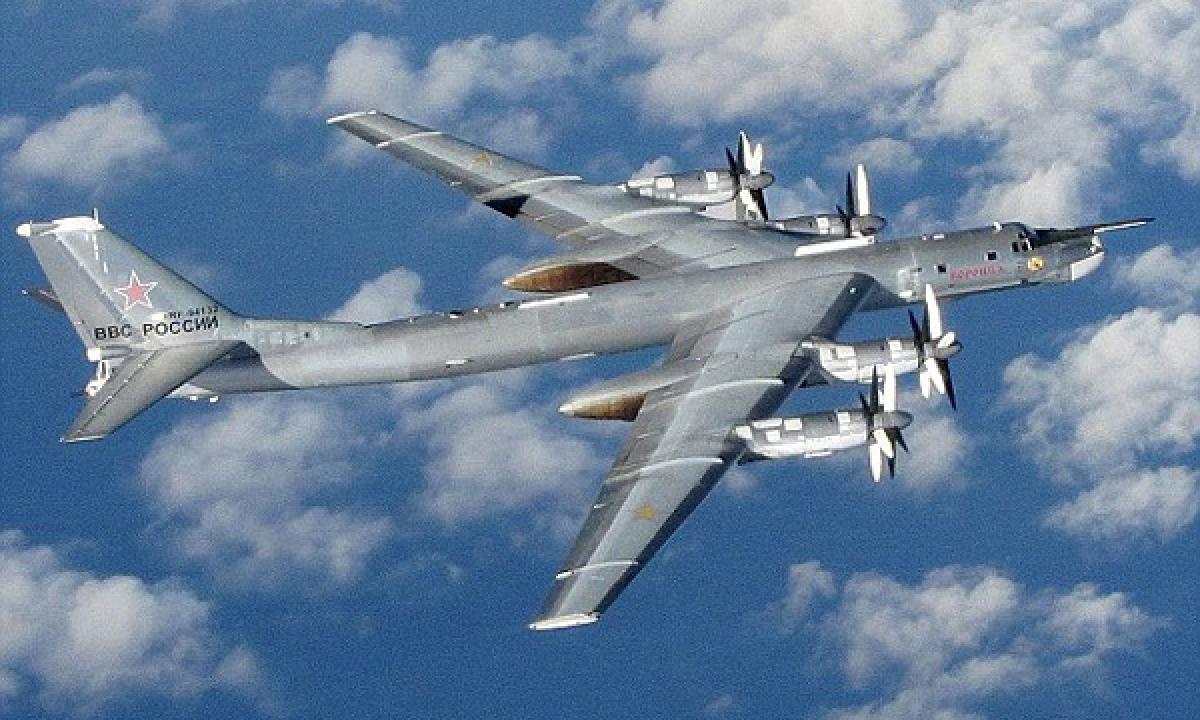 Russian military plane crashes in Siberia leaving 23 hospitalised