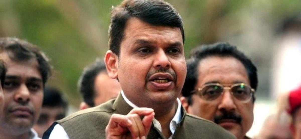 Loan waiver for Maharashtra farmers: Fadnavis goes to Delhi with Shiv Sena ministers