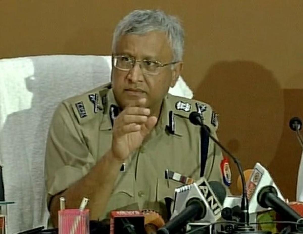 UP DGP Javeed Ahmed shunted out by Yogi govt, 12 IPS officers transferred