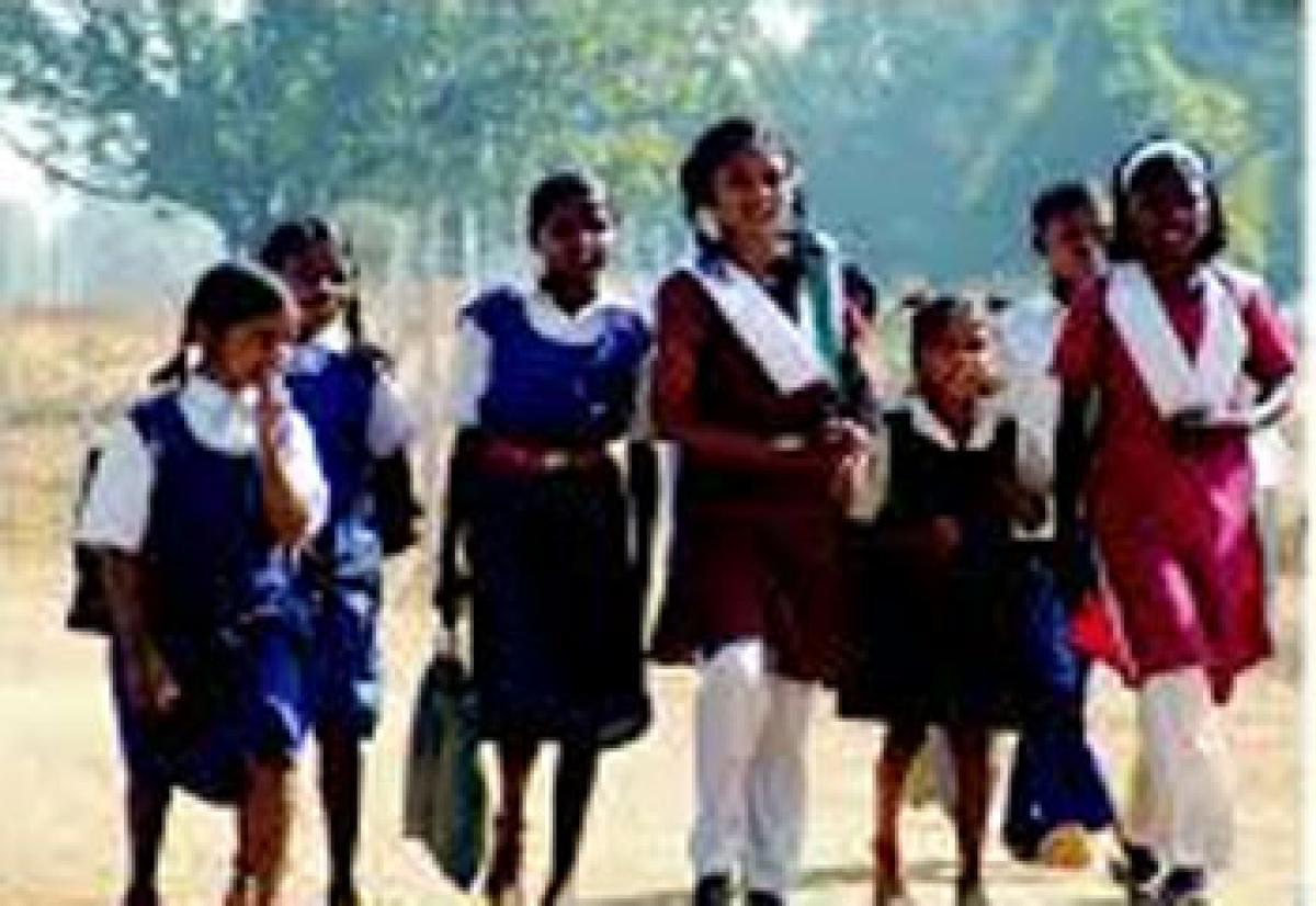 Centre urged to scrap quota in private schools