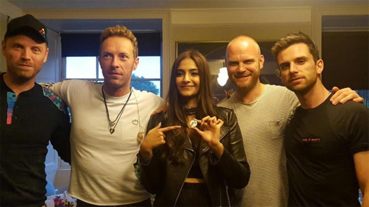 Sonam Kapoor had a blast at the Coldplay concert in London !