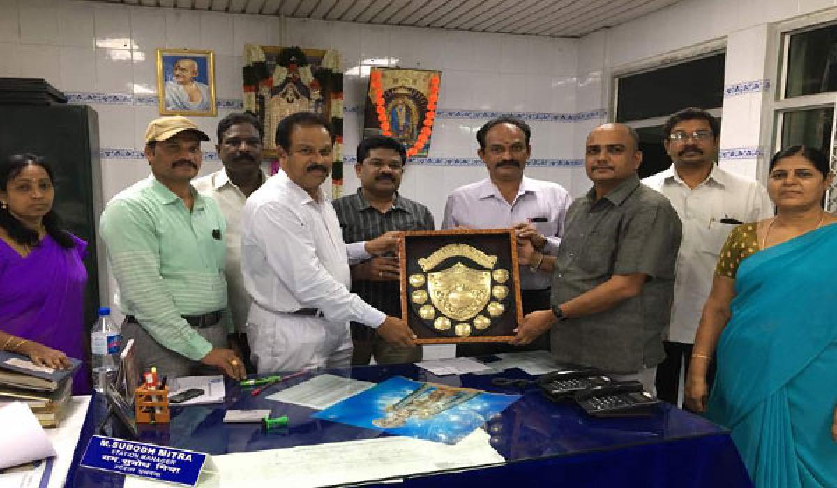 Tirupati  railway station gets best maintenance award